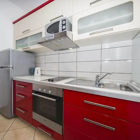 Dvori Vi Kovi-seven Bedroom With Swimming Pool *